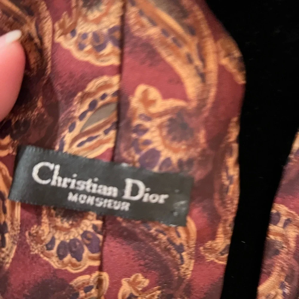 Christian Dior Men’s Silk Neck Classic